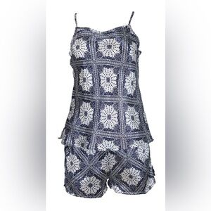 🍒EMME JORDAN BLUE AND WHITE LOUNGE SHORT SET SIZE SMALL🍒